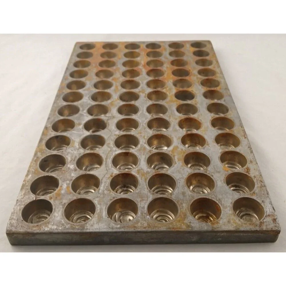 Vintage Industrial Metal Candy/Chocolate Mold Swirl Top 72